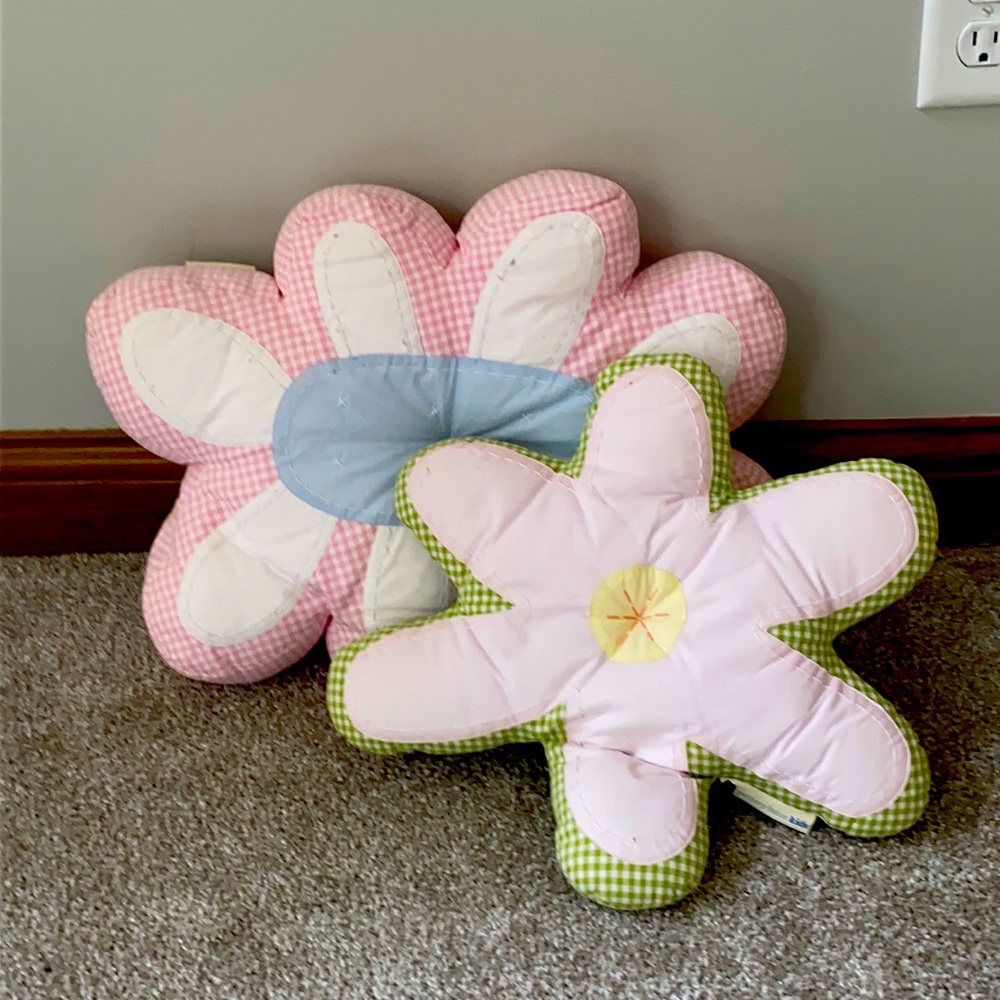 Perfect Condition Pottery Barn Kids Flower Pillows Set of Two
